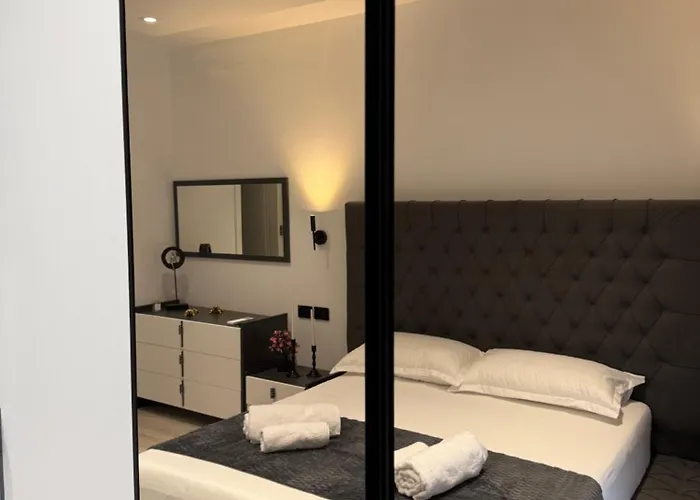 Lägenhet Teds Luxury 2 Tirana