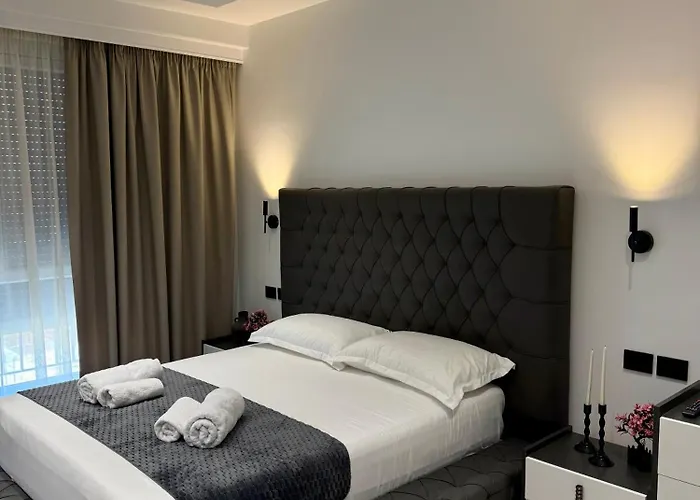 Lägenhet Teds Luxury 2 *