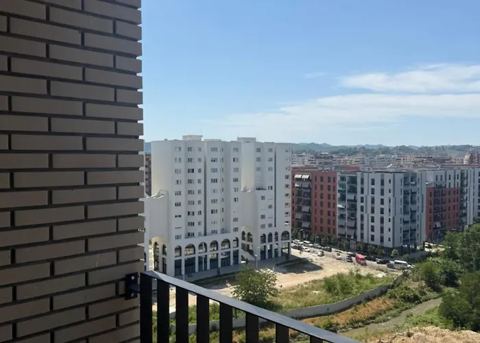 Teds Luxury 2 Tirana